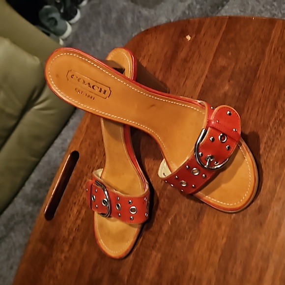 Coach Devon Leather Slide - Picture 2 of 8